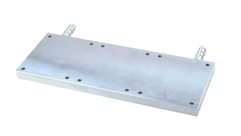 Решение жидкостного охлаждения: AMLR-046 Решение жидкостного охлаждения: AMLR-046